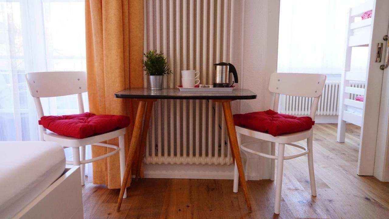 Adventure Guesthouse Interlaken Unterseen Екстер'єр фото