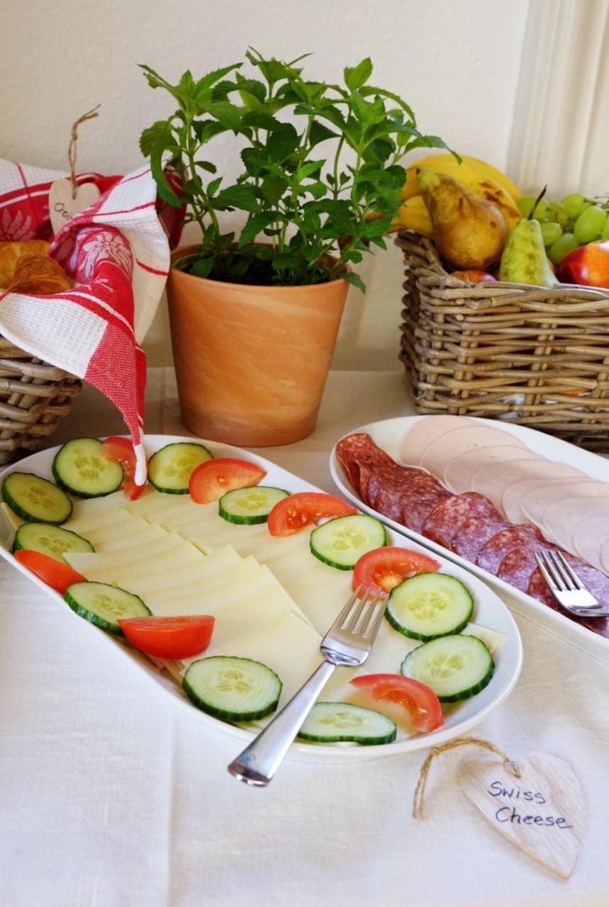 Adventure Guesthouse Interlaken Unterseen Екстер'єр фото
