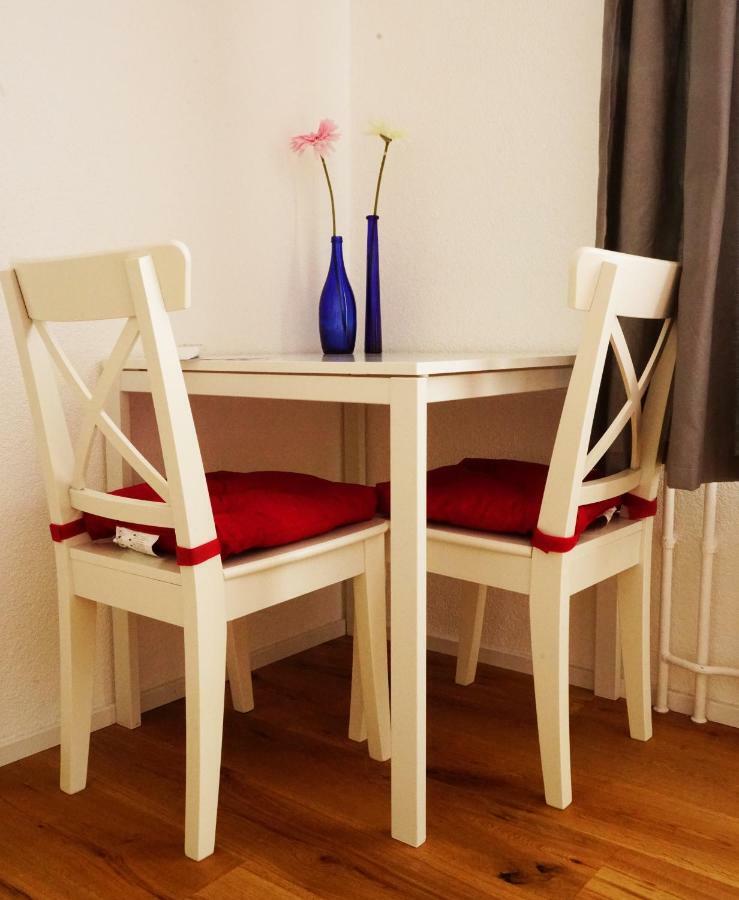 Adventure Guesthouse Interlaken Unterseen Екстер'єр фото