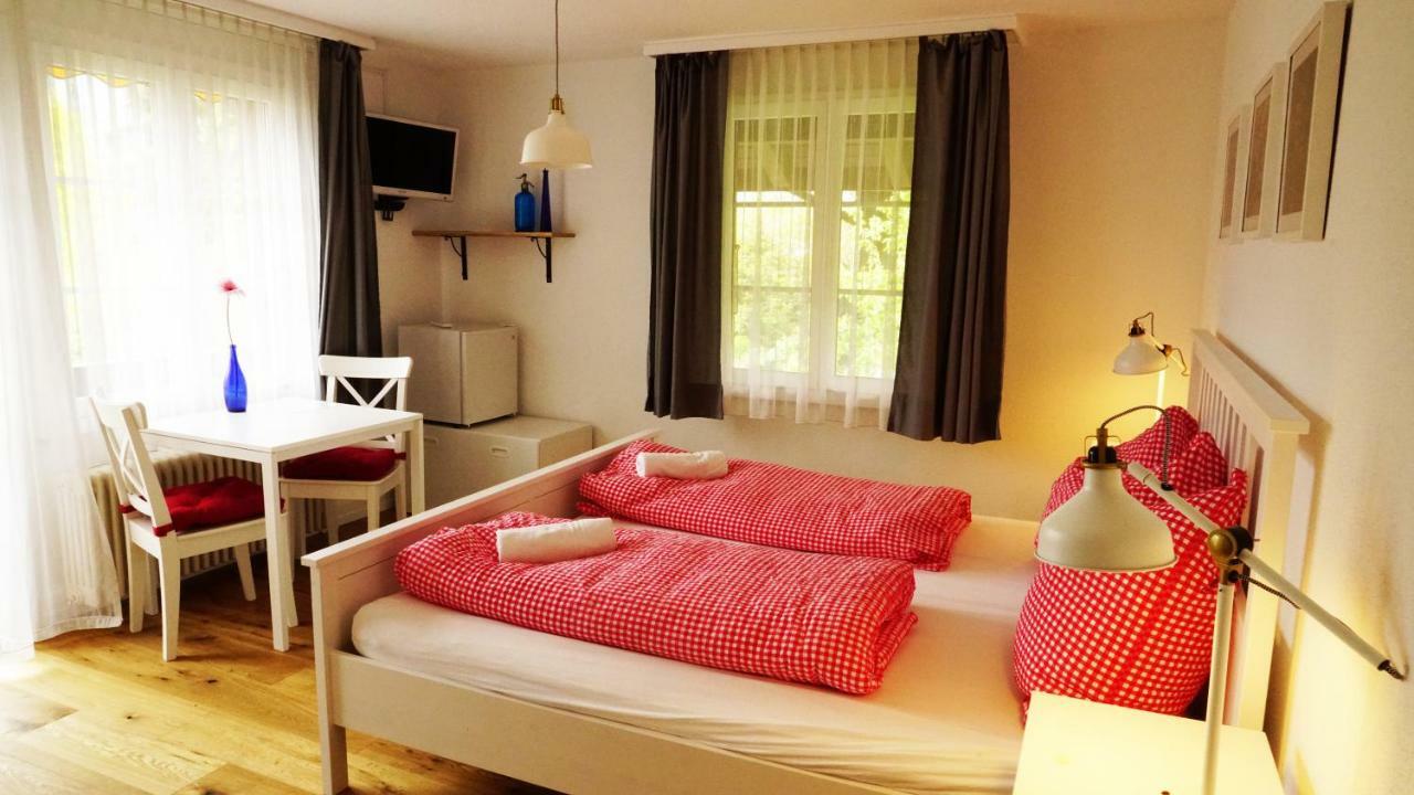 Adventure Guesthouse Interlaken Unterseen Екстер'єр фото